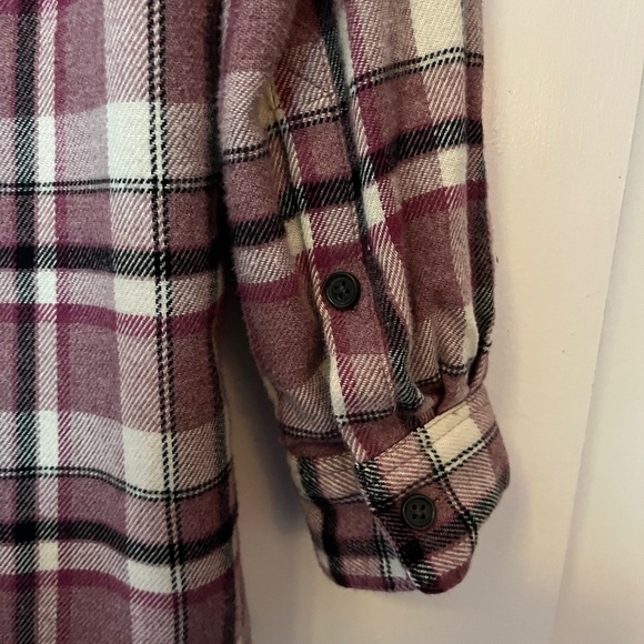 Flannel Oversized Ex-Boyfriend Shirt in Dark Plaid - Picture 5 of 6